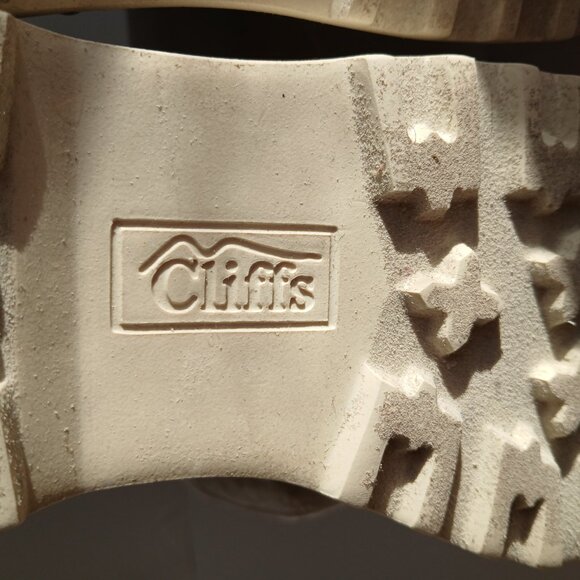 Cliffs NWT 'Gordon' Beige Velcro Buckle Strap White Lug Comfort Sole LaceUp SZ8 - Picture 9 of 13